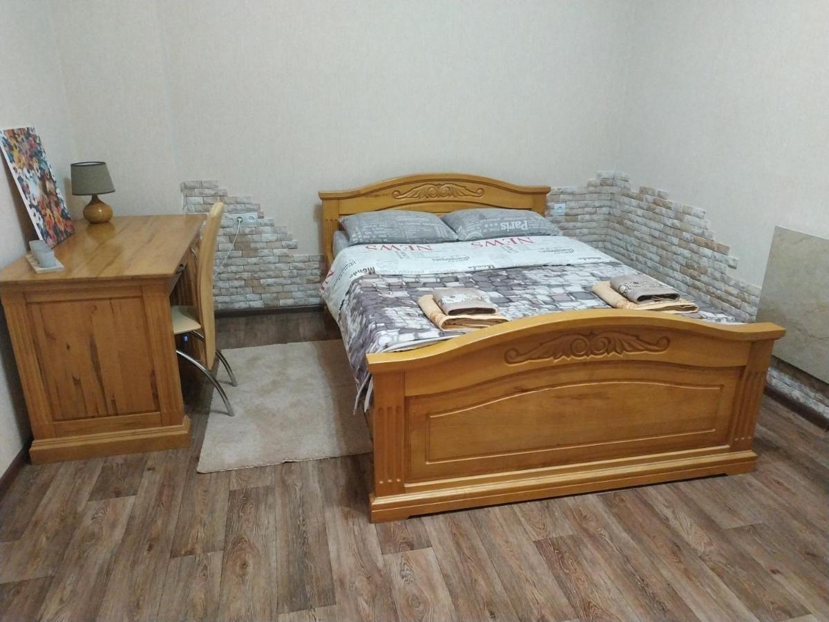 Apartment In The Center Of Old Town 卡缅涅茨-波多利斯基 外观 照片