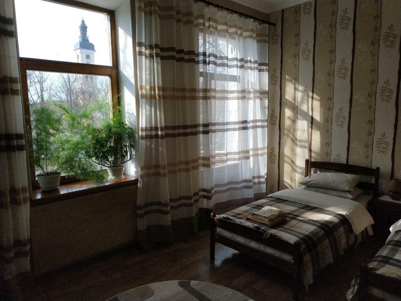 Apartment In The Center Of Old Town 卡缅涅茨-波多利斯基 外观 照片